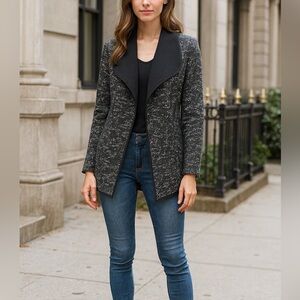 Ann Taylor Black and Gray Open-Front Blazer